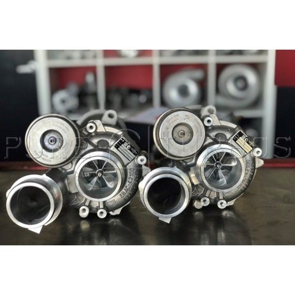 Mercedes C63 Pure 900 Turbo